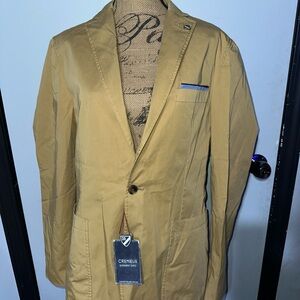 Daniel Cremieux Tan Sport Coat with Classic Tailored Look